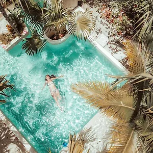 Buenavista Bacalar Jungle Experience Hotel